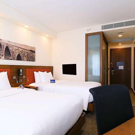 Hampton By Hilton Samsun Hotel Exterior foto