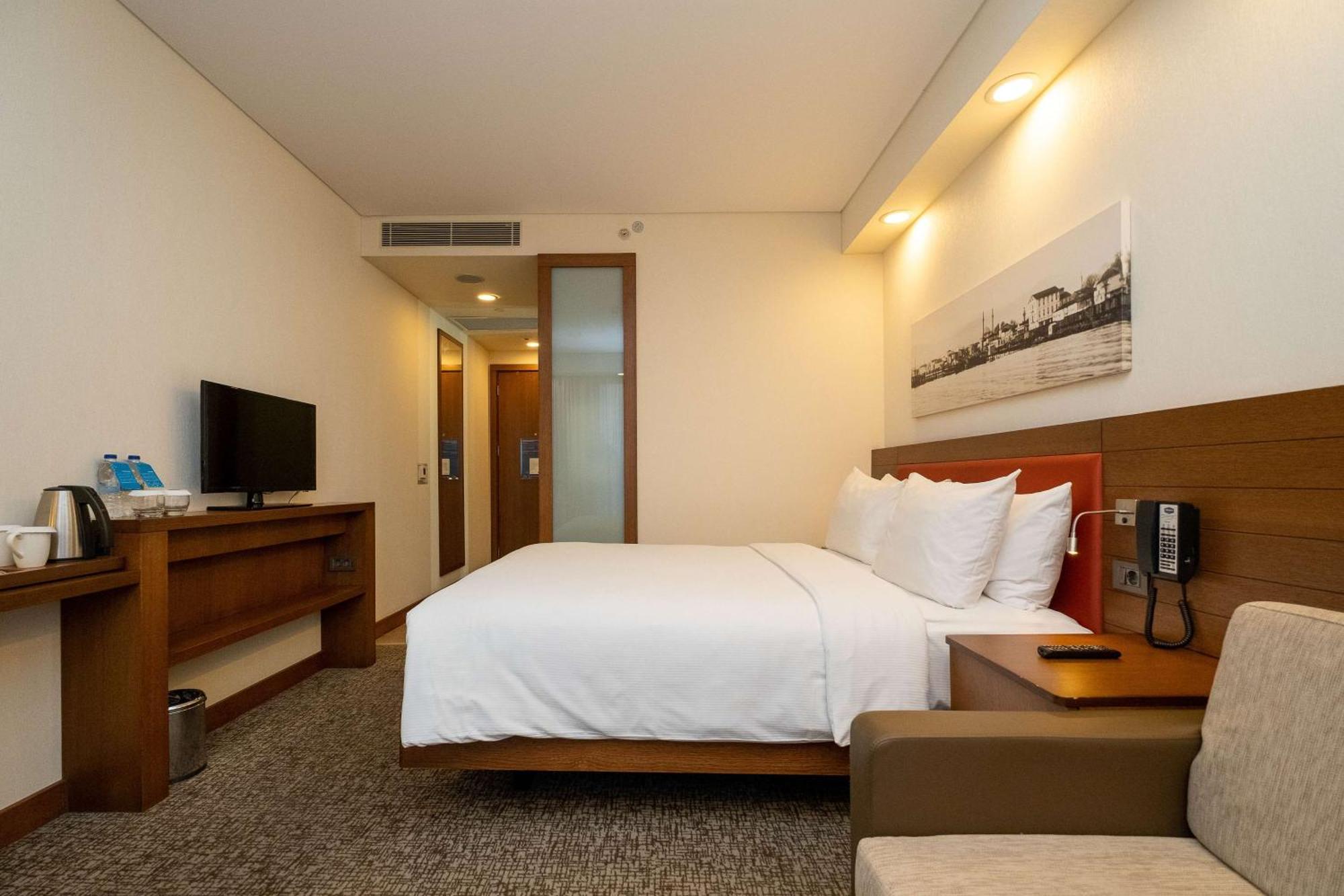 Hampton By Hilton Samsun Hotel Exterior foto