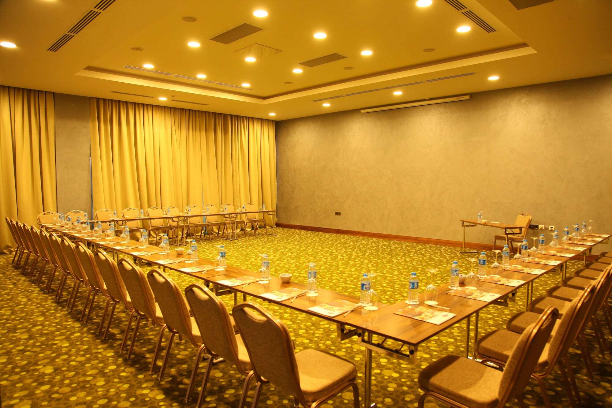 Hampton By Hilton Samsun Hotel Exterior foto